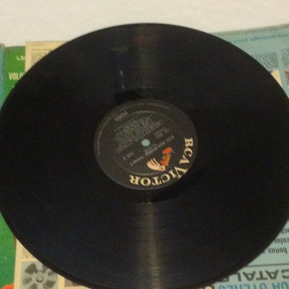 Elvis records , gold albums volume 3-4 - Picture 5 of 5